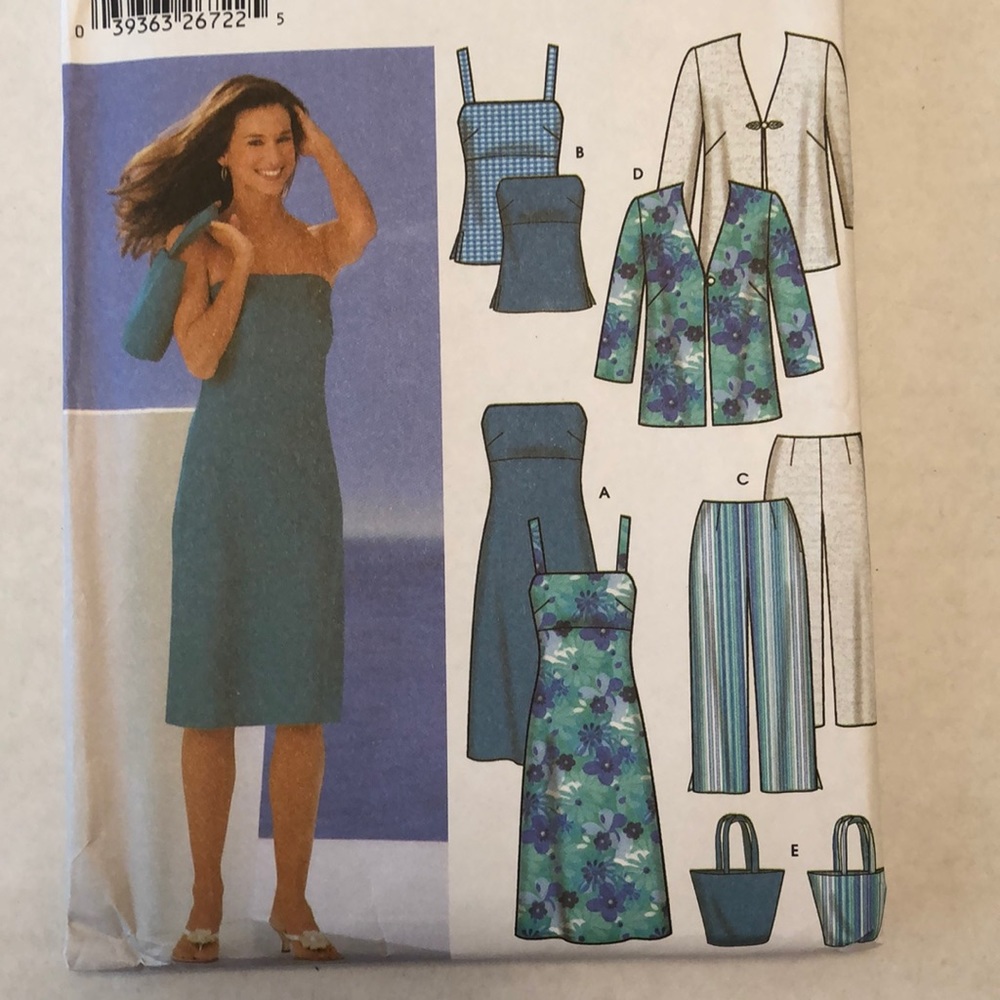 Simplicity Outfit Patterns - Picture 12 of 13